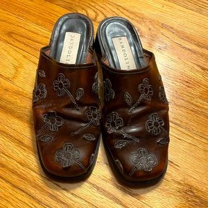 Bandolino brown leather slides, with flowers- size 7 1/2